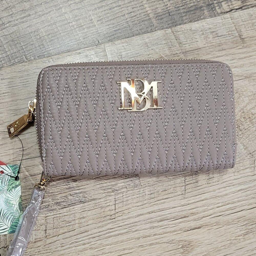 NWT Badgley Mishka Wallet